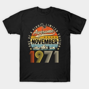 Awesome Since November 1971 Vintage 52nd Birthday T-Shirt